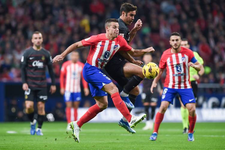 北爱尔兰主帅谈对意大利：无论遇到哪队都很复杂，他们非常强