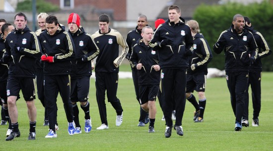 英超前瞻：维拉状态火热9轮8胜，残阵枪手客战盼继续领跑