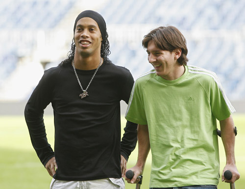 第10个亚军，申花上次拿到中国足球顶级联赛冠军还是30年前