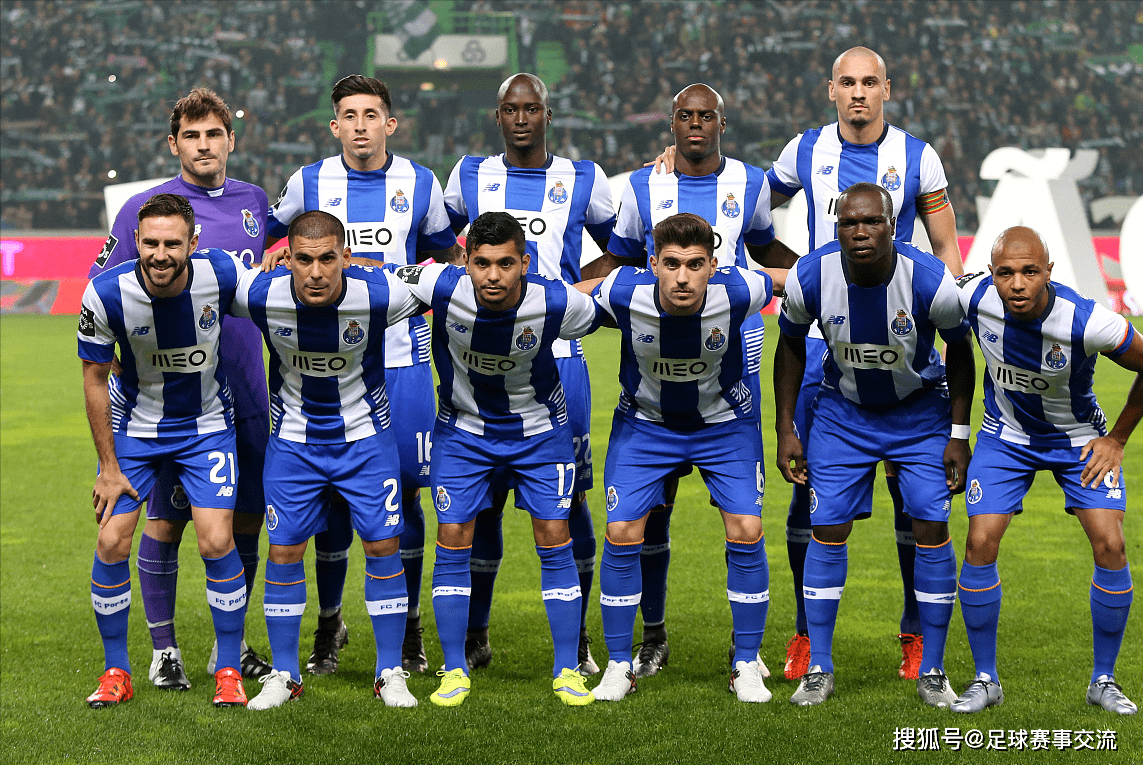 三连败！利物浦1-4埃因霍温，范戴克送点，德里乌赫双响