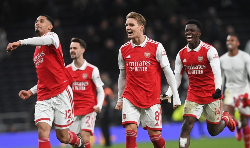 亚马尔父亲比赛中多次挑衅贝蒂斯球迷，最终被安保带走