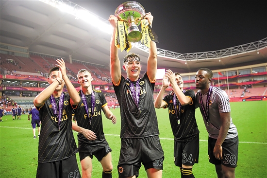 官方：米兰对阵恩泰拉的友谊赛将于11月14日18：30进行