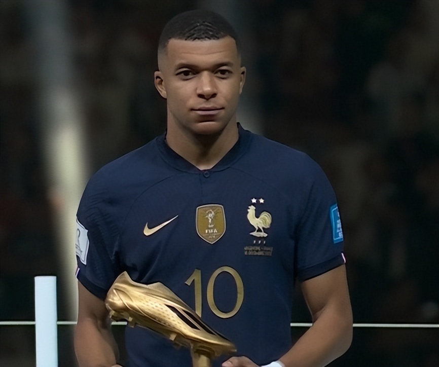 德国球员身价排名：穆西亚拉、维尔茨前二，卡尔升至第五（德国球员身价榜：穆西亚拉、维尔茨占据前两位，卡尔跻身第五）