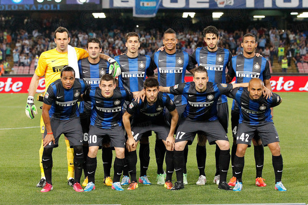 美记：湖人对维金斯很感兴趣，不会签下保罗