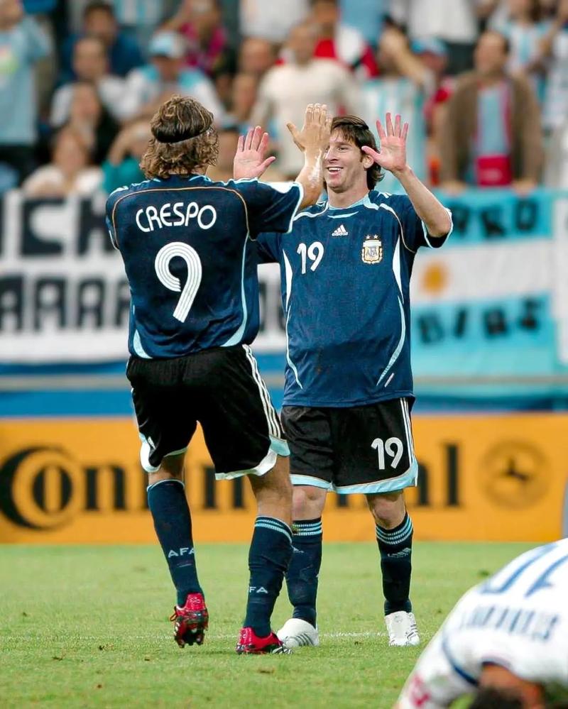 萨利巴：毫不犹豫地续约，是因我想在阿森纳取得成功（萨利巴：为在阿森纳实现抱负，我选择果断续约）