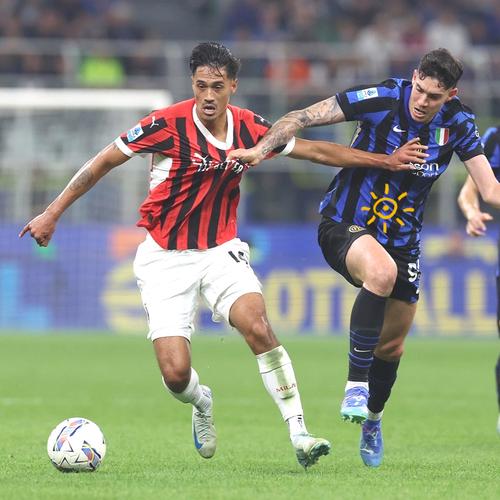 足球中的“无球跑动”意义（无球跑动在足球中的重要性）