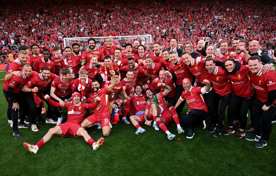 32岁前巴西国脚拉菲尼亚宣布退役，曾效力巴萨、巴黎、国米（32岁拉菲尼亚挂靴：前巴西国脚曾效力巴萨、巴黎、国米）